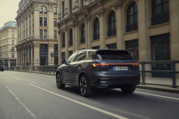 Combien pèse une voiture sans permis selon les modèles récents