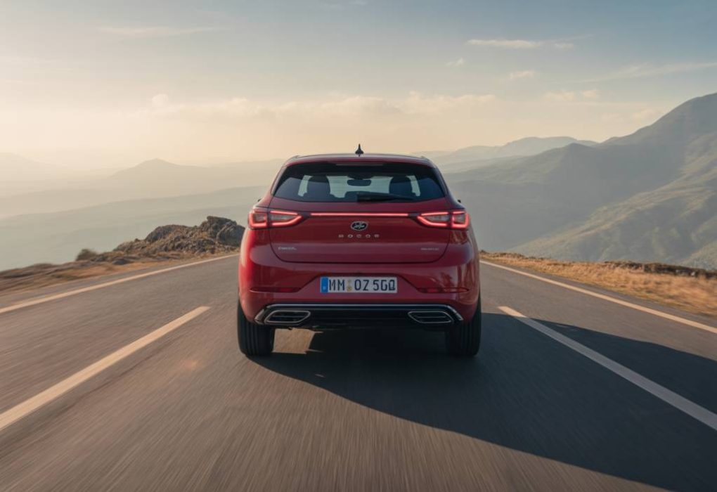 Voiture sans permis essence ou diesel : comment choisir le bon moteur