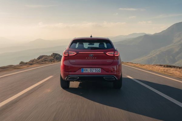 Voiture sans permis essence ou diesel : comment choisir le bon moteur