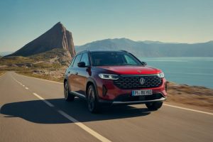 Top 10 des voitures familiales 7 places les plus fiables et économiques en 2025