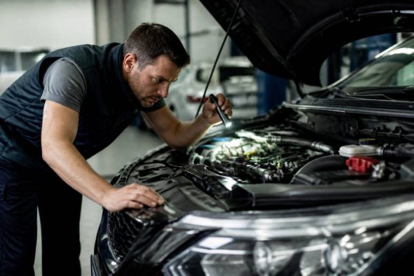 Comment reconnaître une voiture d’occasion fiable avant l’achat : les 10 points à vérifier absolument
